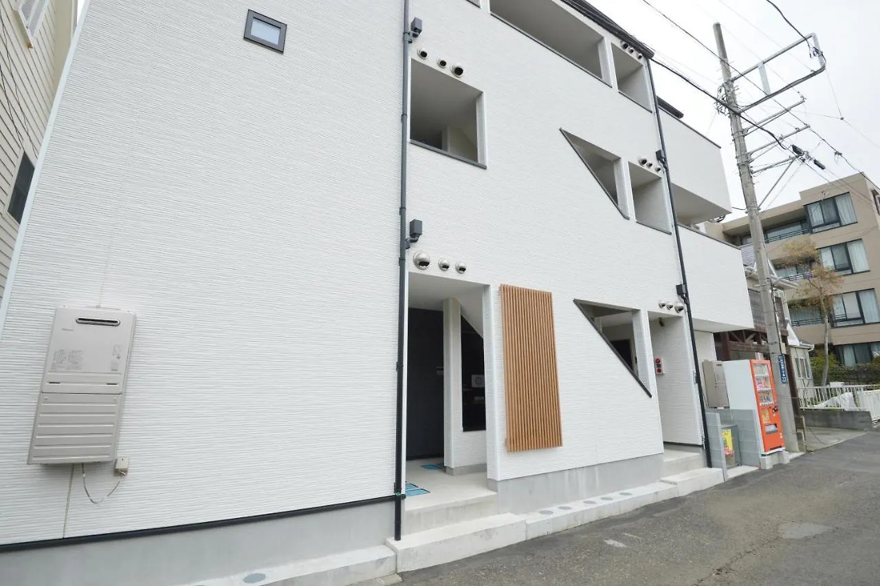 Raku Apartment Fujisawa